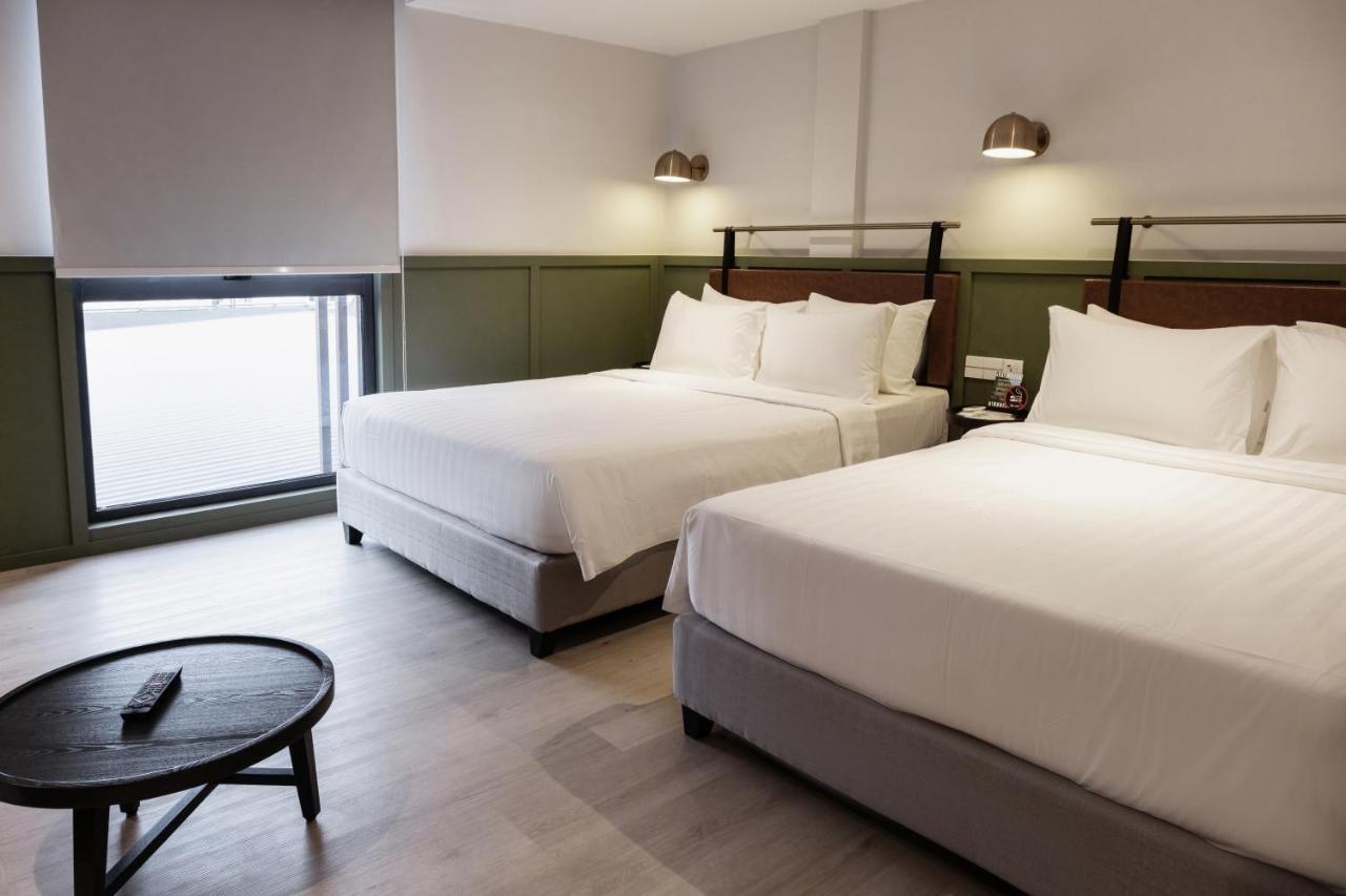 Monocolo Boutique Hotel Kota Kinabalu Esterno foto