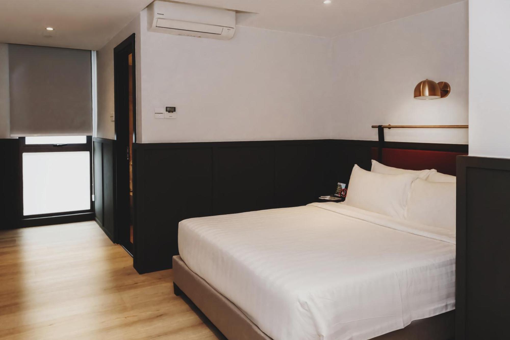 Monocolo Boutique Hotel Kota Kinabalu Esterno foto